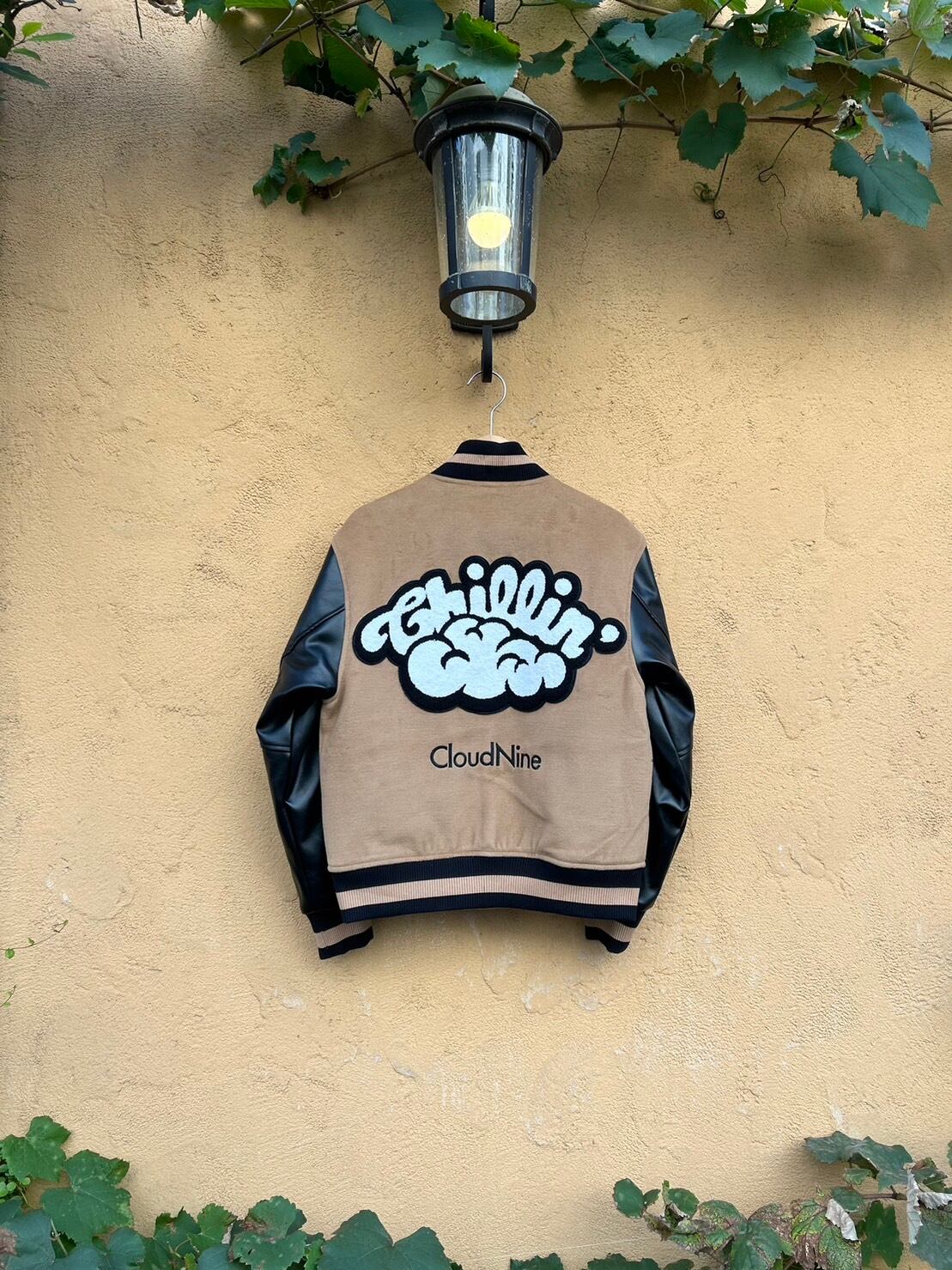 Cloudnine STADIUM JACKET - MOCHA