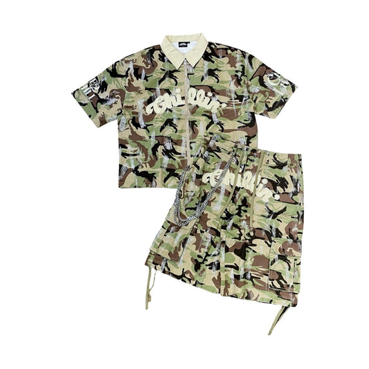 CAMO CARGO SHORTS