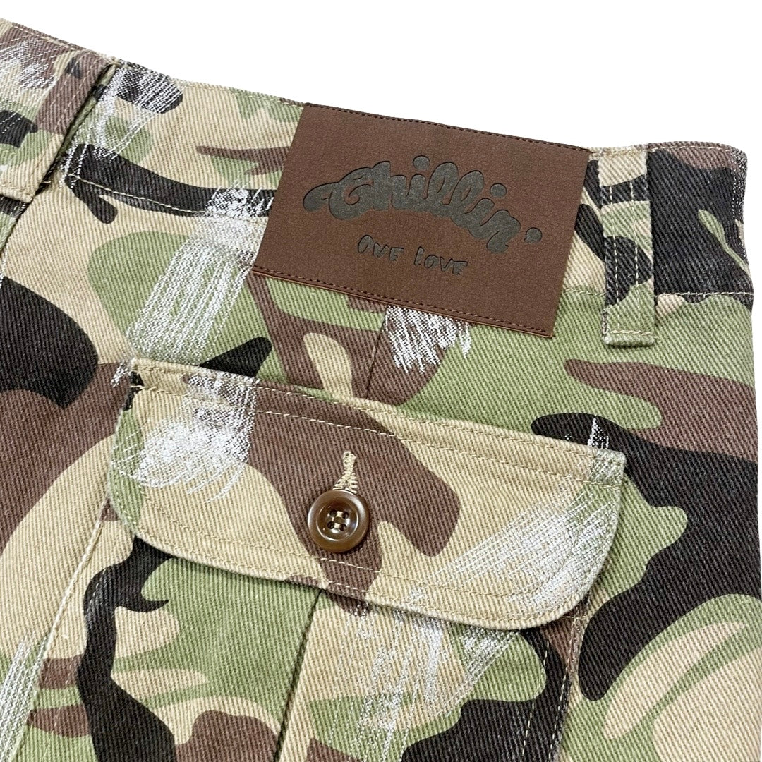 CAMO CARGO SHORTS