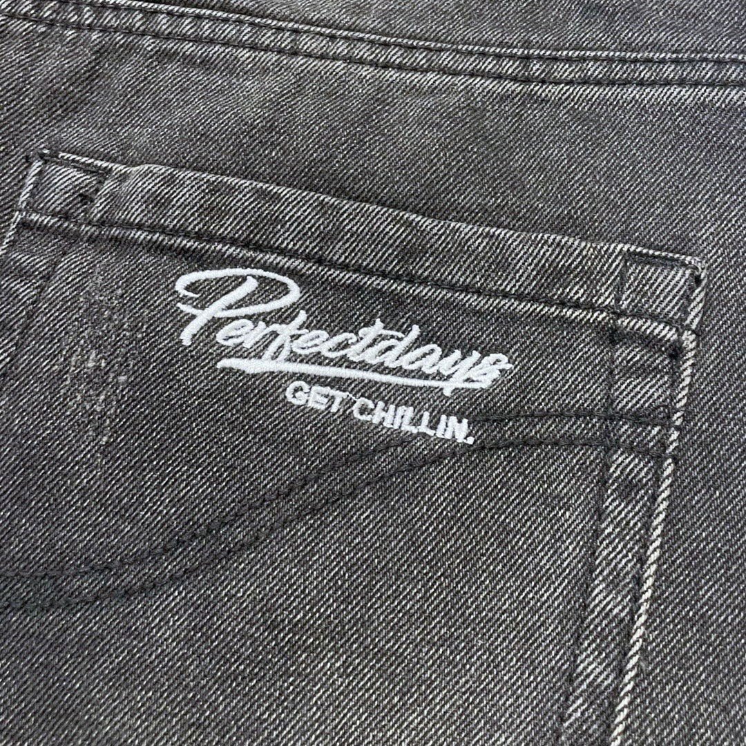 DENIM SHORTS - BLACK