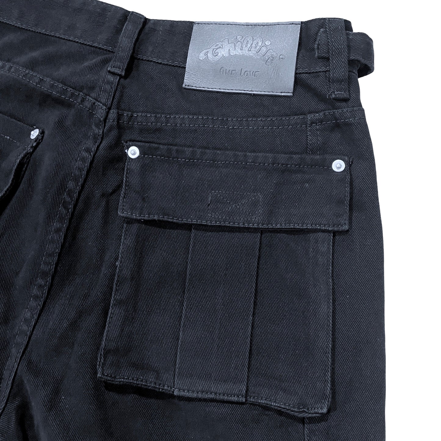 BLACK CARGO DENIM PANTS