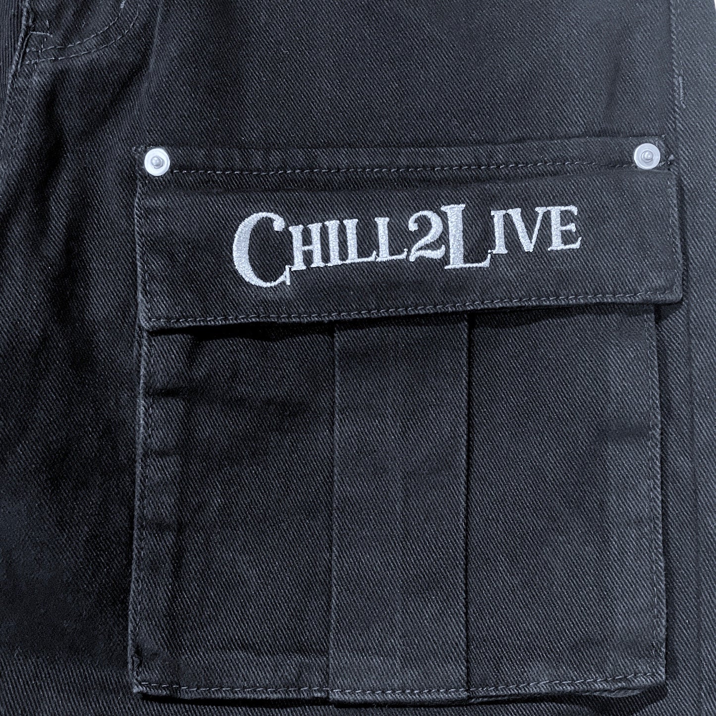 BLACK CARGO DENIM PANTS