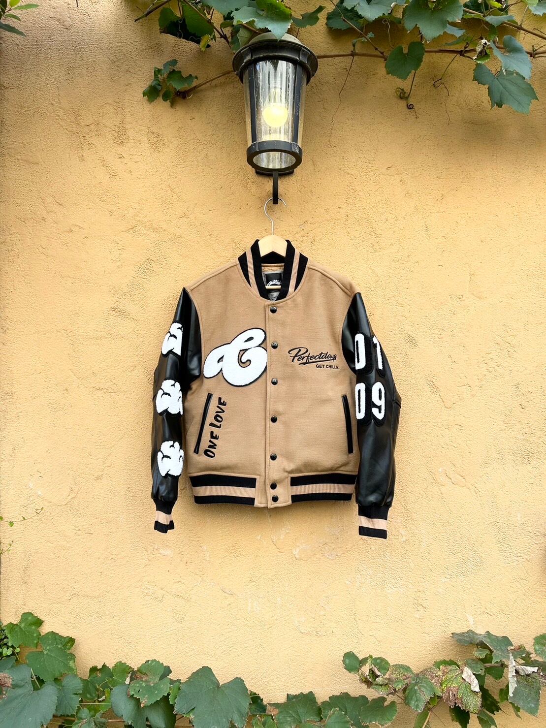 Cloudnine STADIUM JACKET - MOCHA
