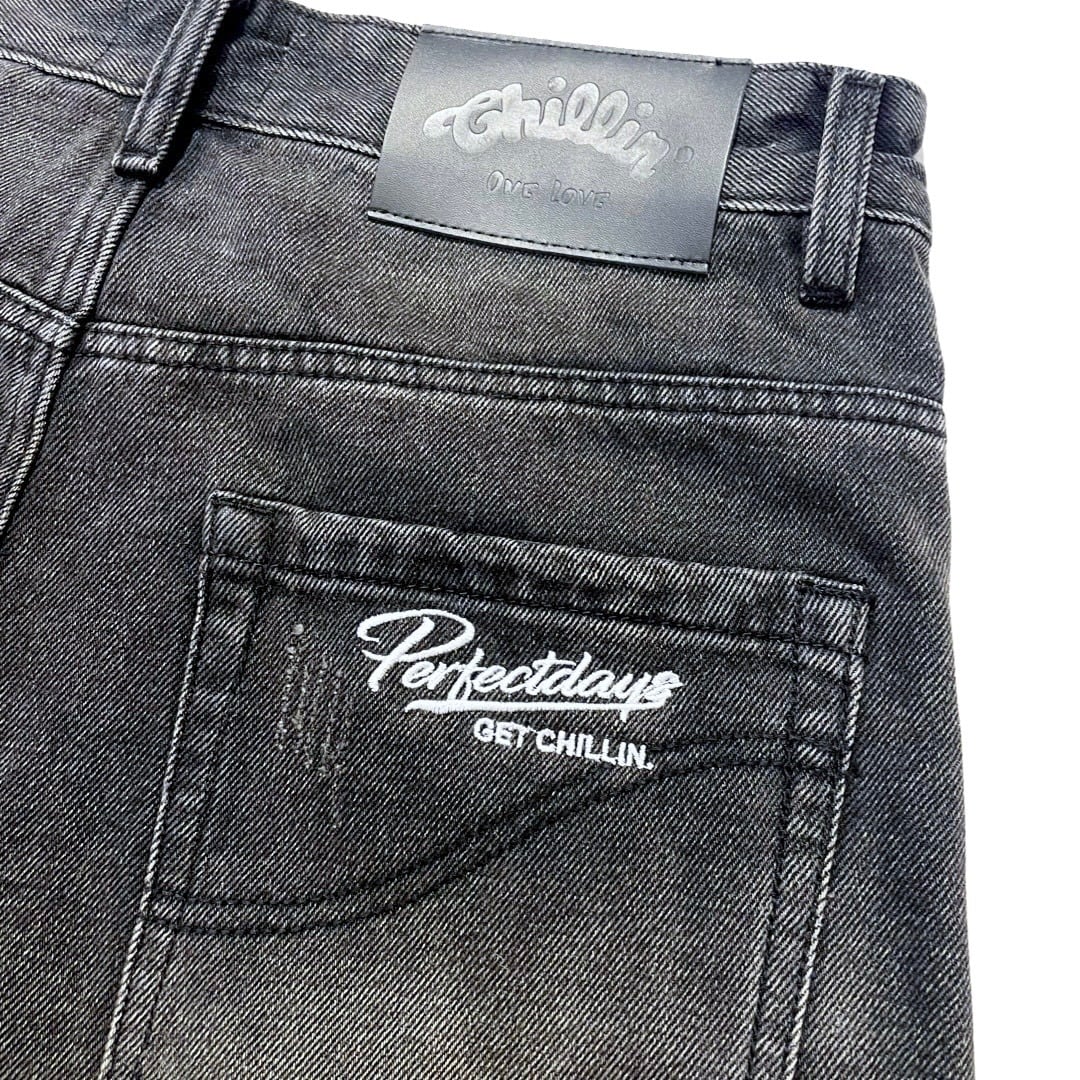 "LEAF" DENIM SHORTS - BLACK