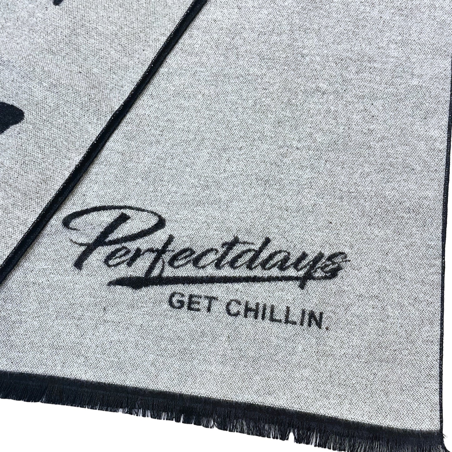 NY BUTTERFLY STOLE - BLACK