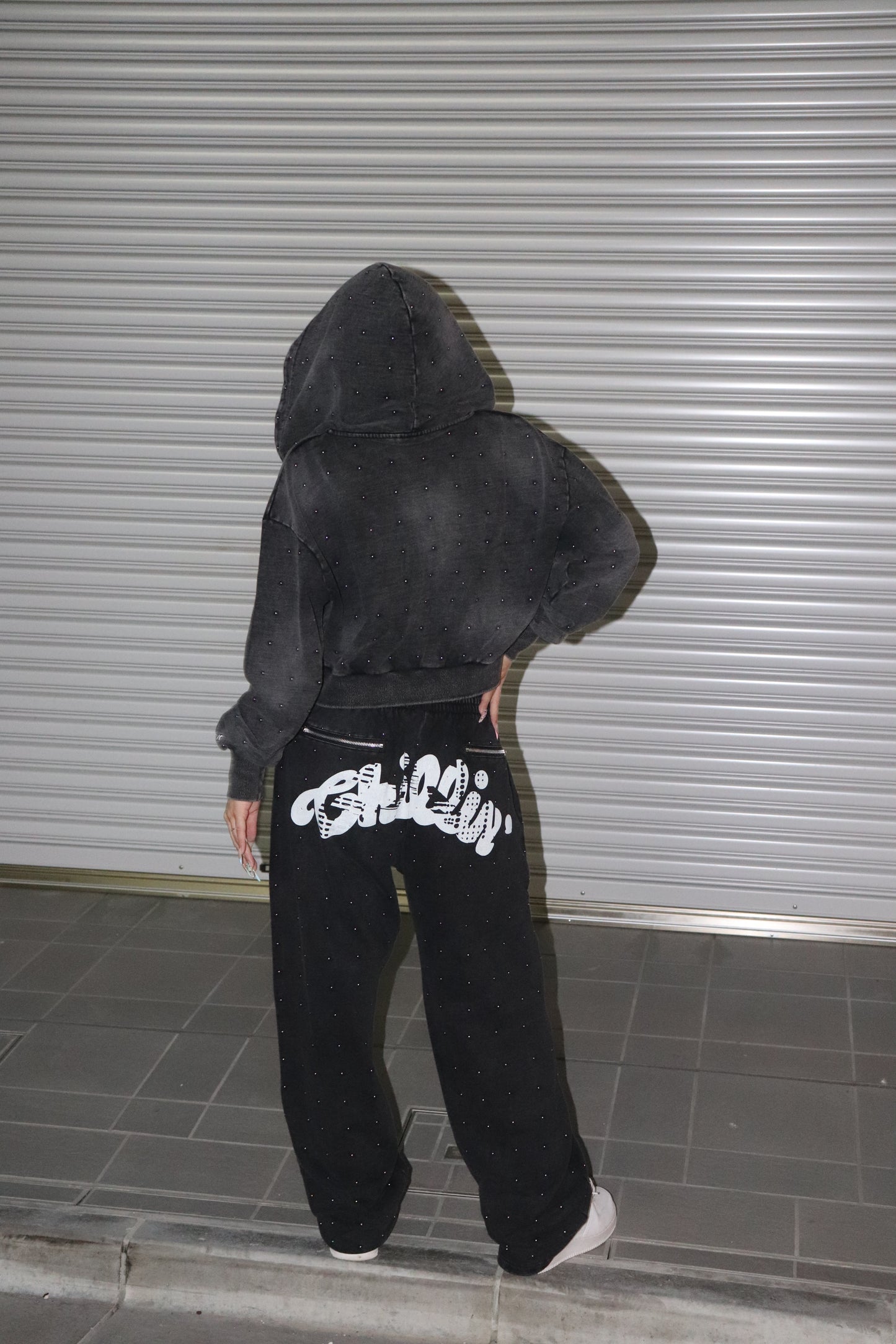 STUDS PIGMENT SWEATPANTS - BLACK