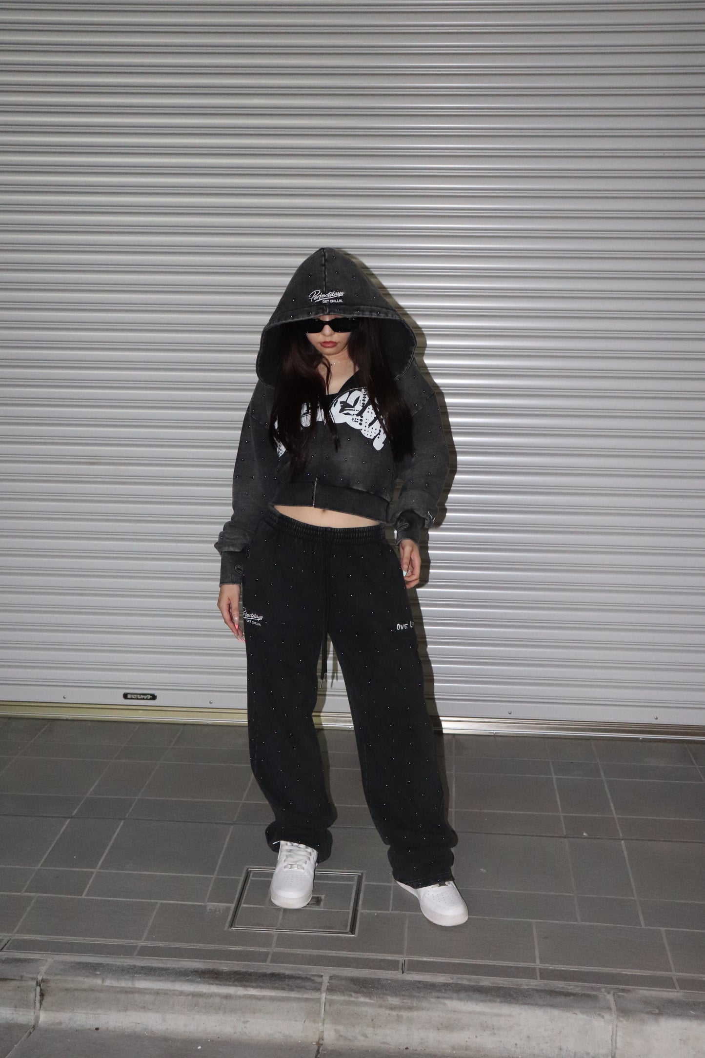 STUDS PIGMENT SWEATPANTS - BLACK