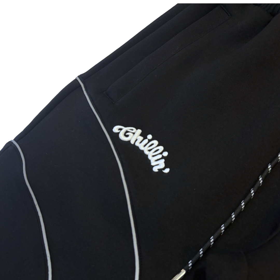 REFLECT LINE TRACKSUIT - BLACK