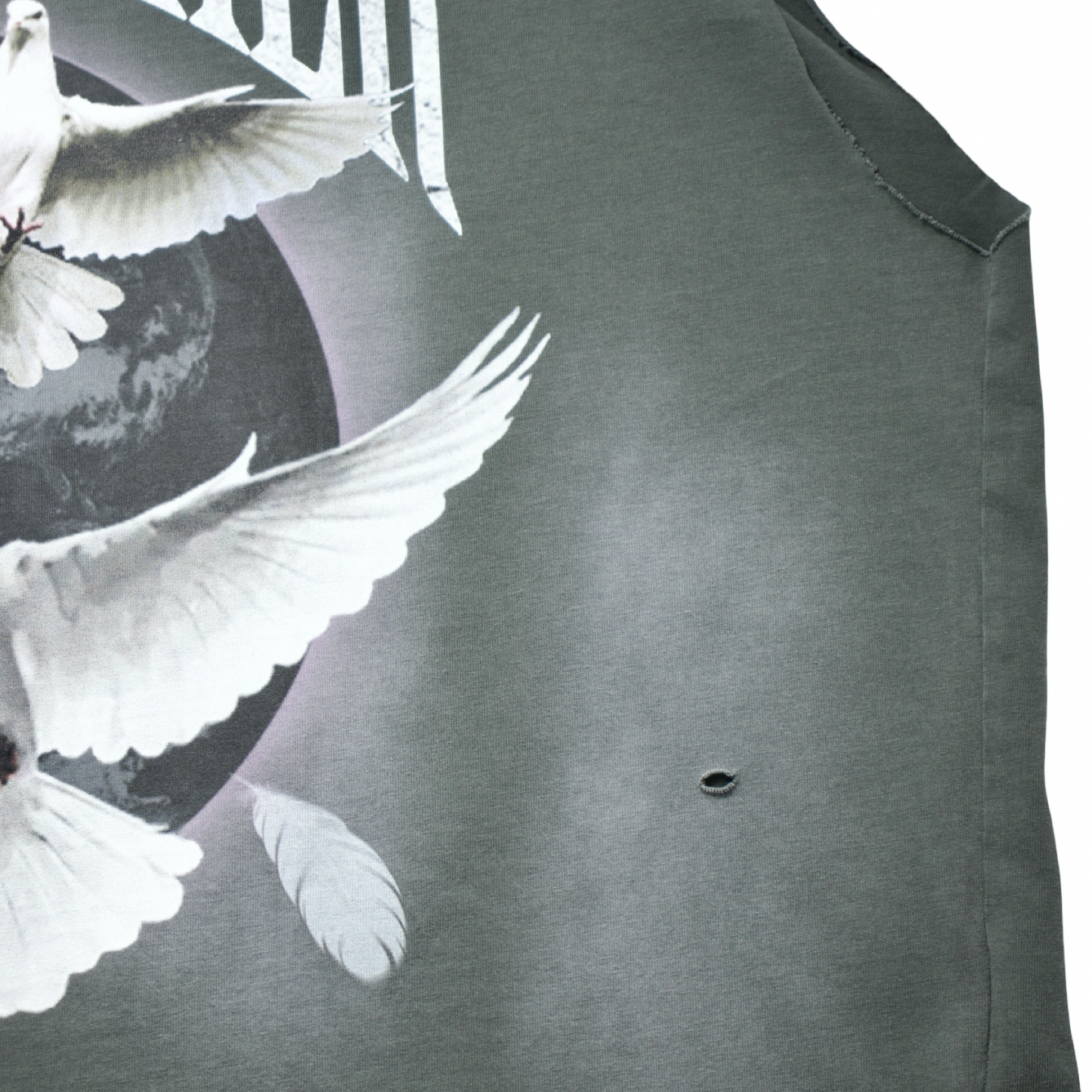 DOVE SLEEVELESS TEE - GREY