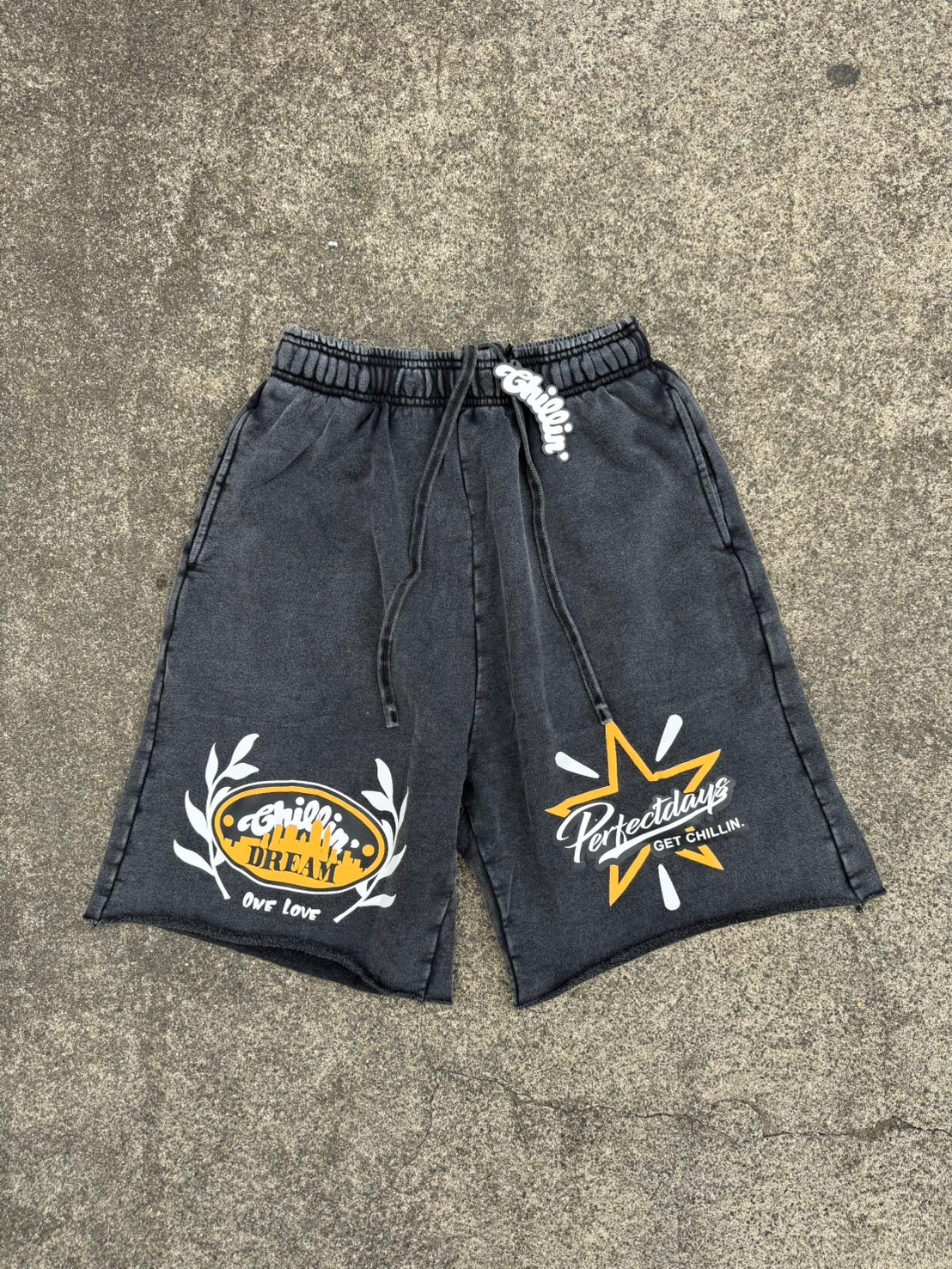 STAR SWEAT SHORTS