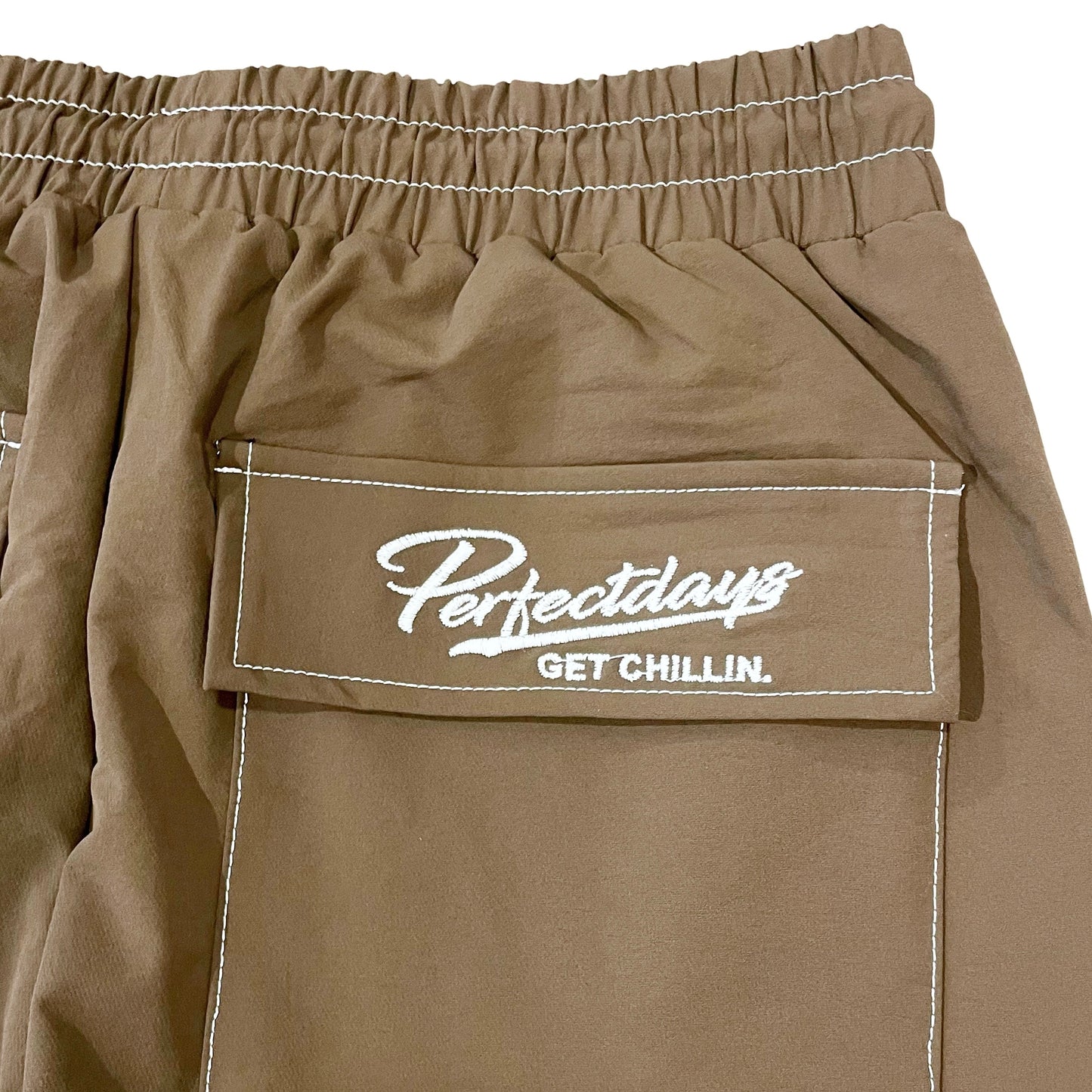 NYLON  STRETCH PANTS - BROWN