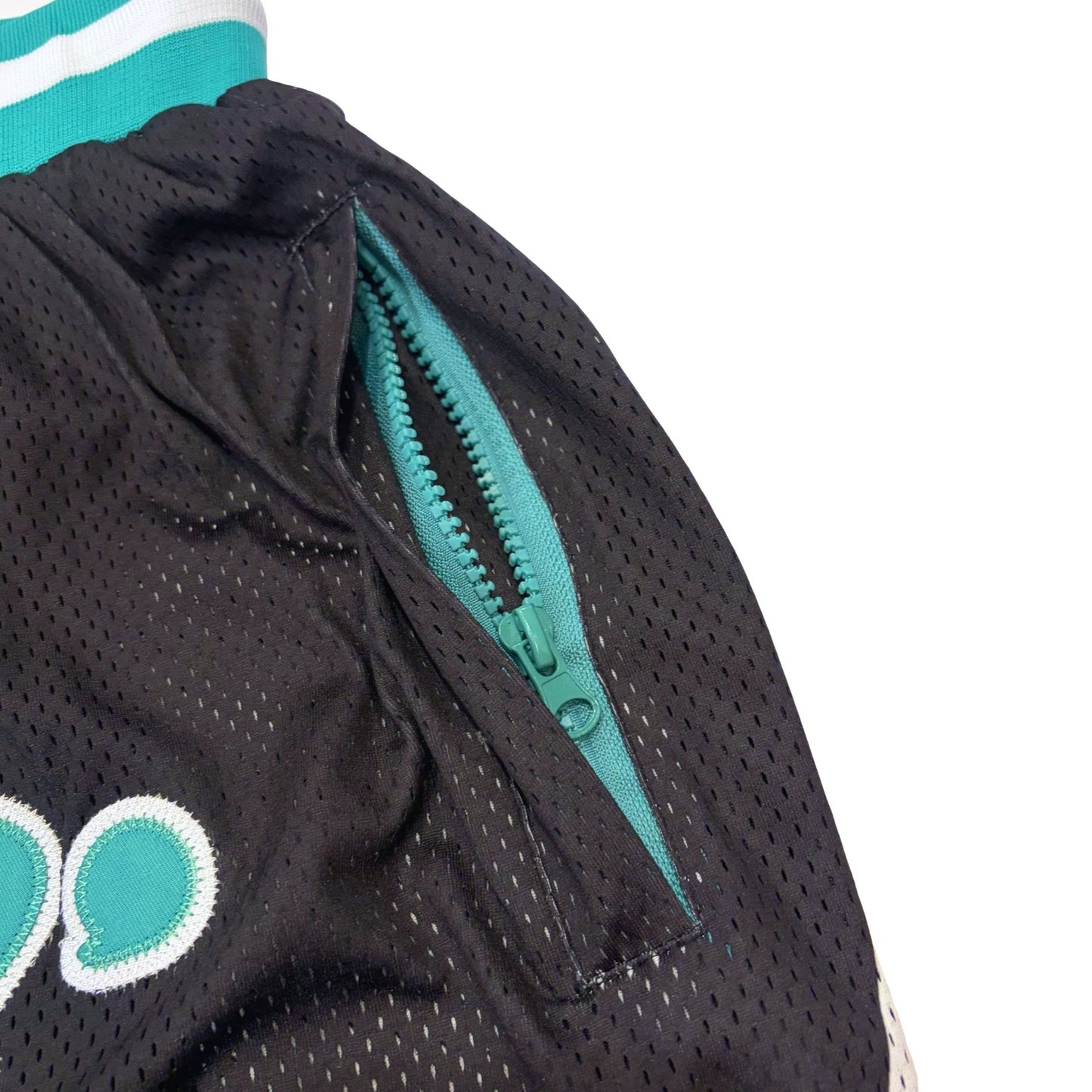 BASKETBALL STAR SHORTS - MINT