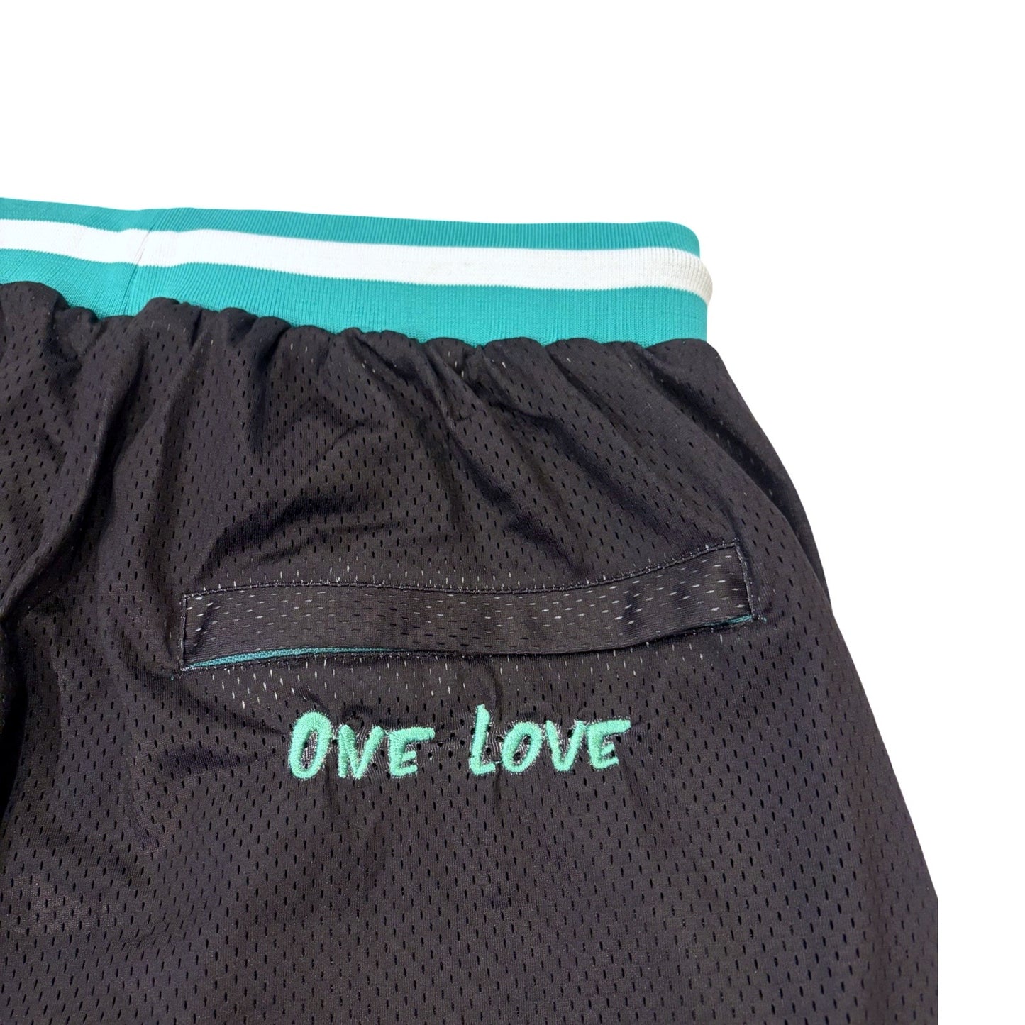 BASKETBALL STAR SHORTS - MINT