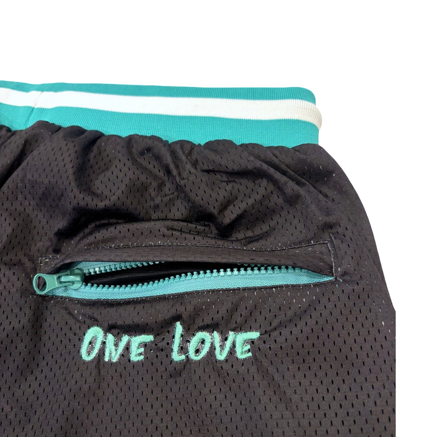 BASKETBALL STAR SHORTS - MINT